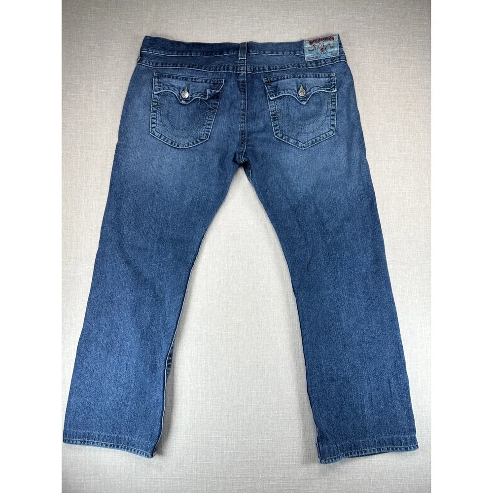 True Religion Ricky Jeans Mens 44 Blue Straight Leg Med Wash Horseshoe Made USA